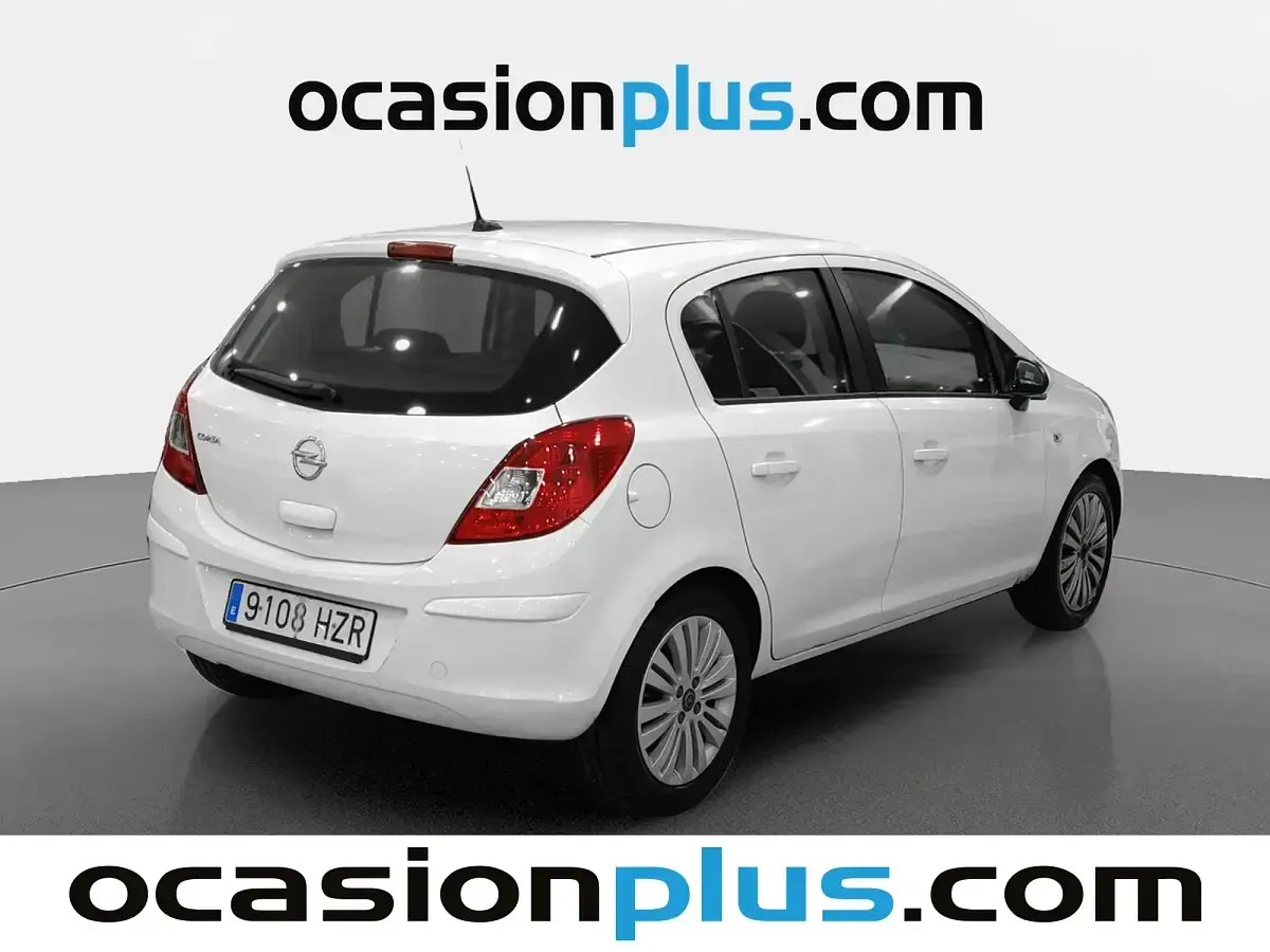 Usado Opel Corsa Selective 101 CV (74 kW) 2014 Blanco Utilitario