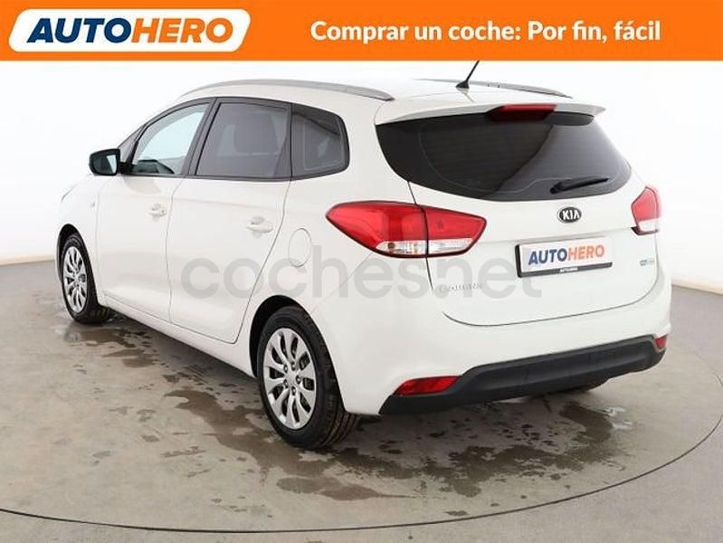 Usado Kia Carens 115 CV (84 kW) 2016 Blanco Monovolumen