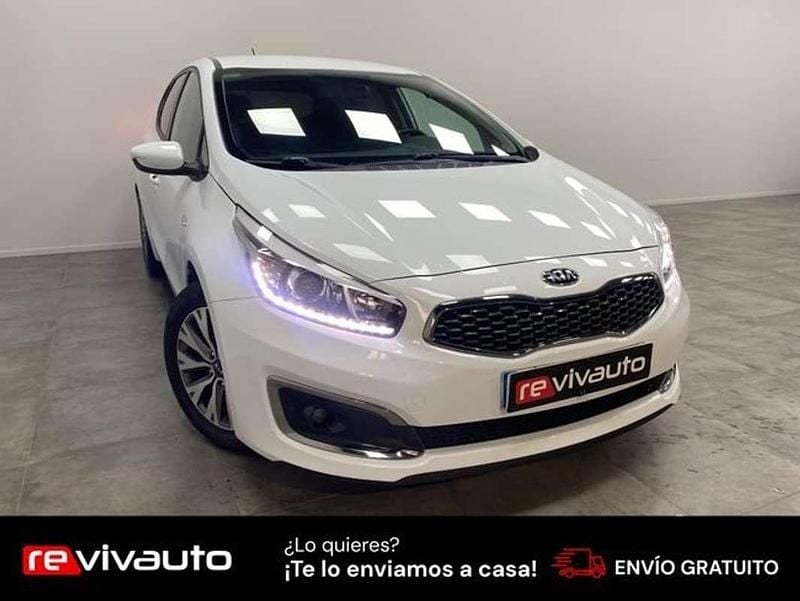 Usado Kia Ceed 101 CV (74 kW) 2018 Blanco Utilitario