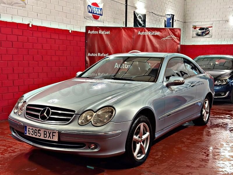 Usado Mercedes CLK320 Avantgarde 218 CV (160 kW) 2002 Azul Coupe
