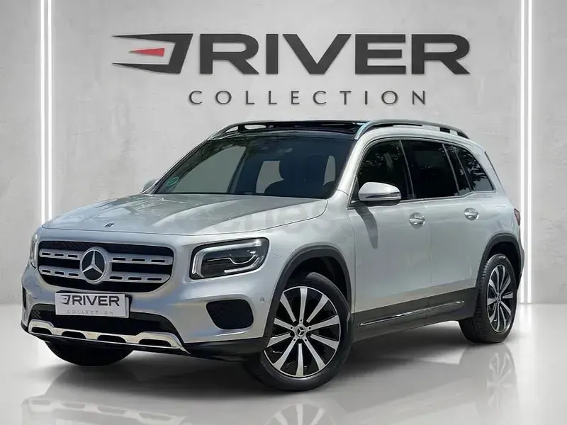 Usado Mercedes GLB200 163 CV (119 kW) 2022 Gris / plata SUV