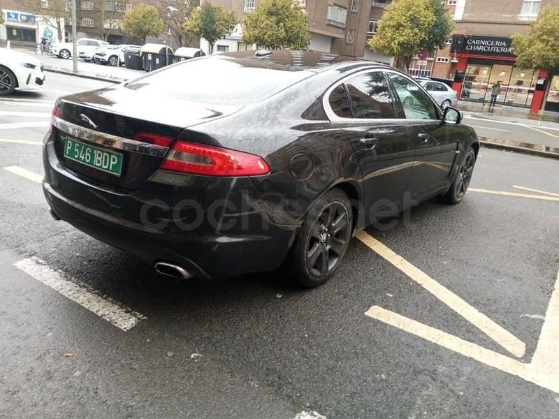 Usado Jaguar XF Portfolio 275 CV (202 kW) 2010 Negro Berlina