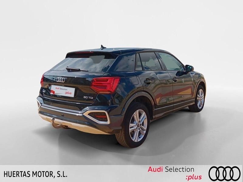 Usado Audi Q2 Advanced Plus 116 CV (85 kW) 2022 Negro SUV