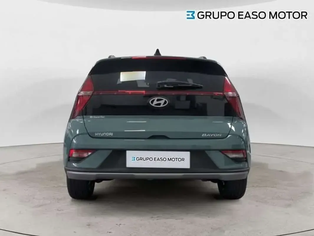 Usado Hyundai Bayon 101 CV (74 kW) 2024 Verde SUV