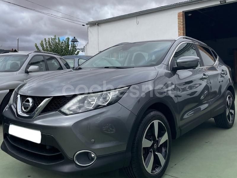 Gris / plata Usado 2016 Nissan Qashqai N-Connecta SUV | 9999 € (Buen precio) - Imagen 1/4