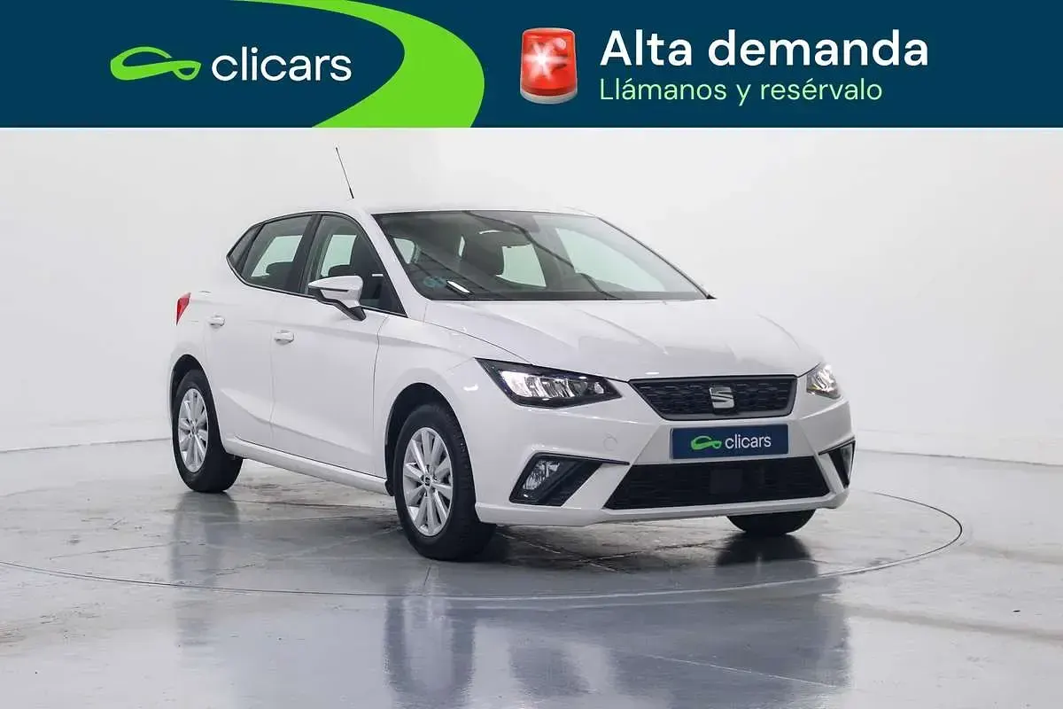 Usado Seat Ibiza Reference 80 CV (58 kW) 2023 Blanco Utilitario