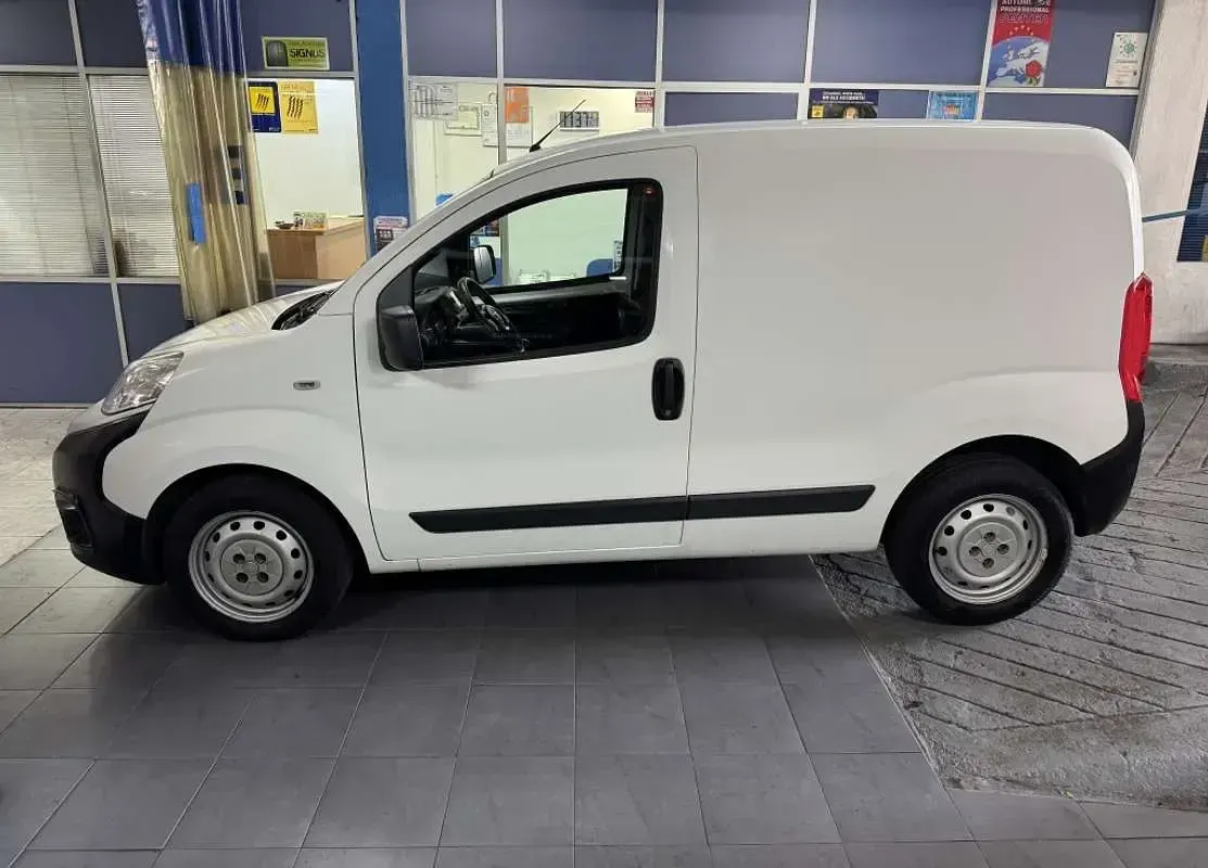 Usado Fiat Fiorino 80 CV (58 kW) 2020 Blanco Monovolumen