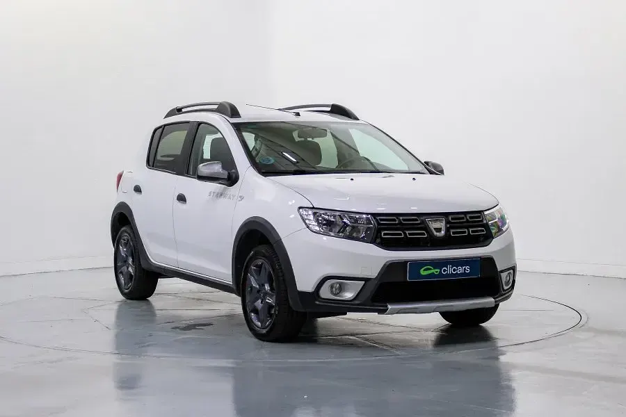 Usado Dacia Sandero Stepway Ambiance 90 CV (66 kW) 2017 Blanco Berlina