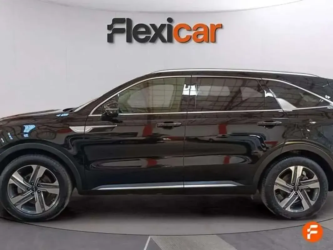 Usado Kia Sorento Plus 232 CV (170 kW) 2024 Negro SUV