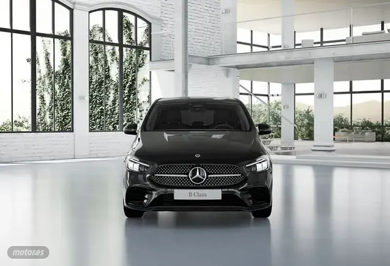Nuevo Mercedes B200 149 CV (109 kW) 2025 Negro Utilitario