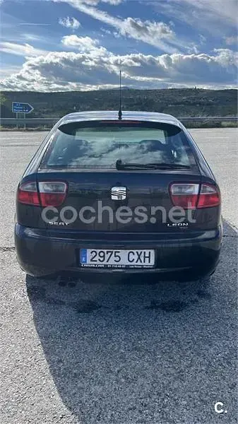 Usado Seat Leon FR 150 CV (110 kW) 2004 Negro Utilitario