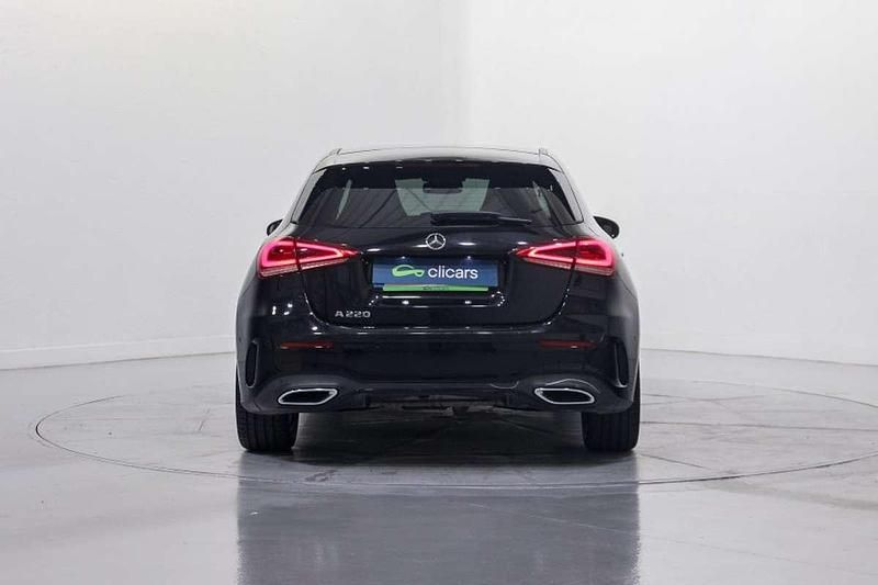 Usado Mercedes A220 190 CV (139 kW) 2019 Negro Utilitario