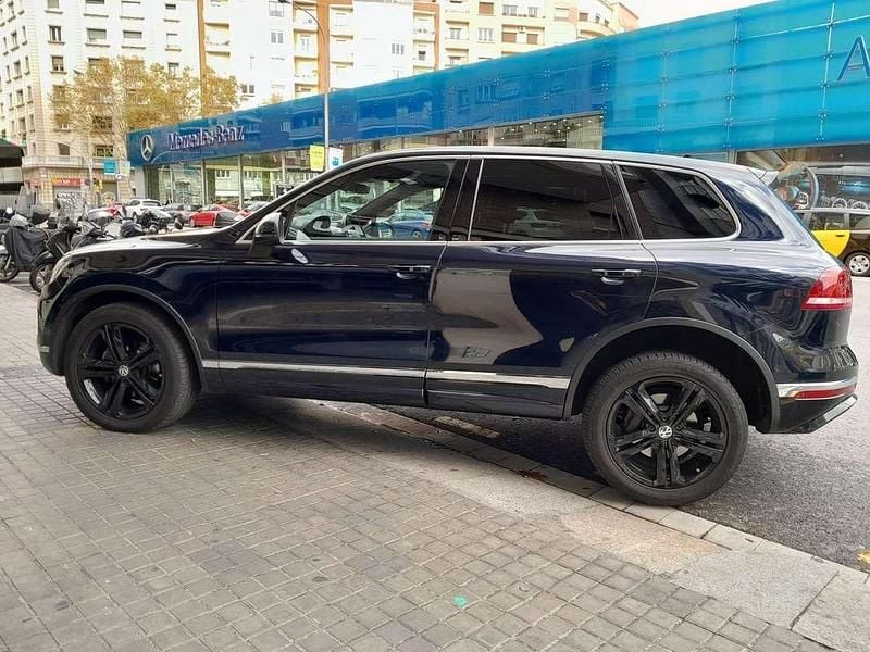 Usado VW Touareg R-line 262 CV (192 kW) 2017 Azul SUV