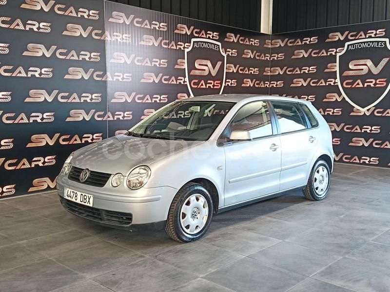 Gris / plata Usado 2004 VW Polo Match Berlina | 5999 € (Caro) - Imagen 1/4