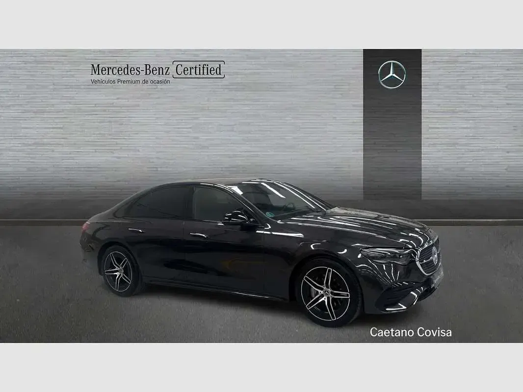 Usado Mercedes E220 197 CV (144 kW) 2025 Gris Berlina