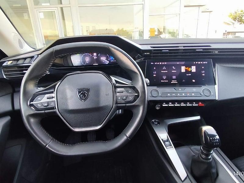 Usado Peugeot 308 130 CV (95 kW) 2022 Blanco Familiar