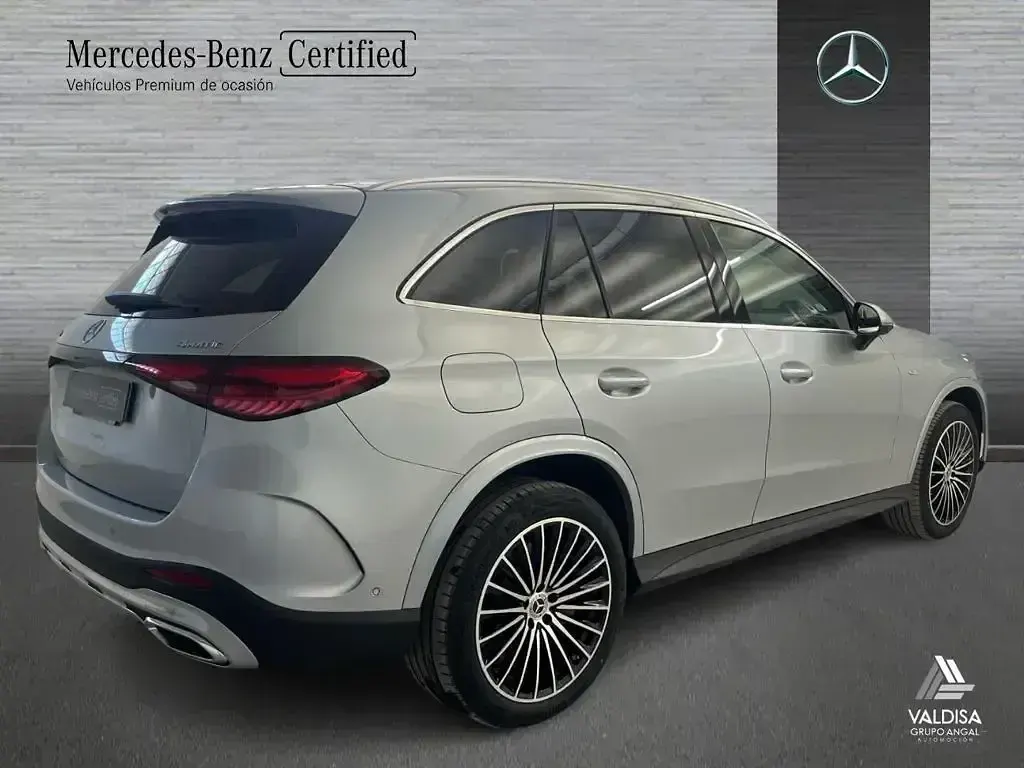 Usado Mercedes GLC300e 333 CV (244 kW) 2025 Gris SUV