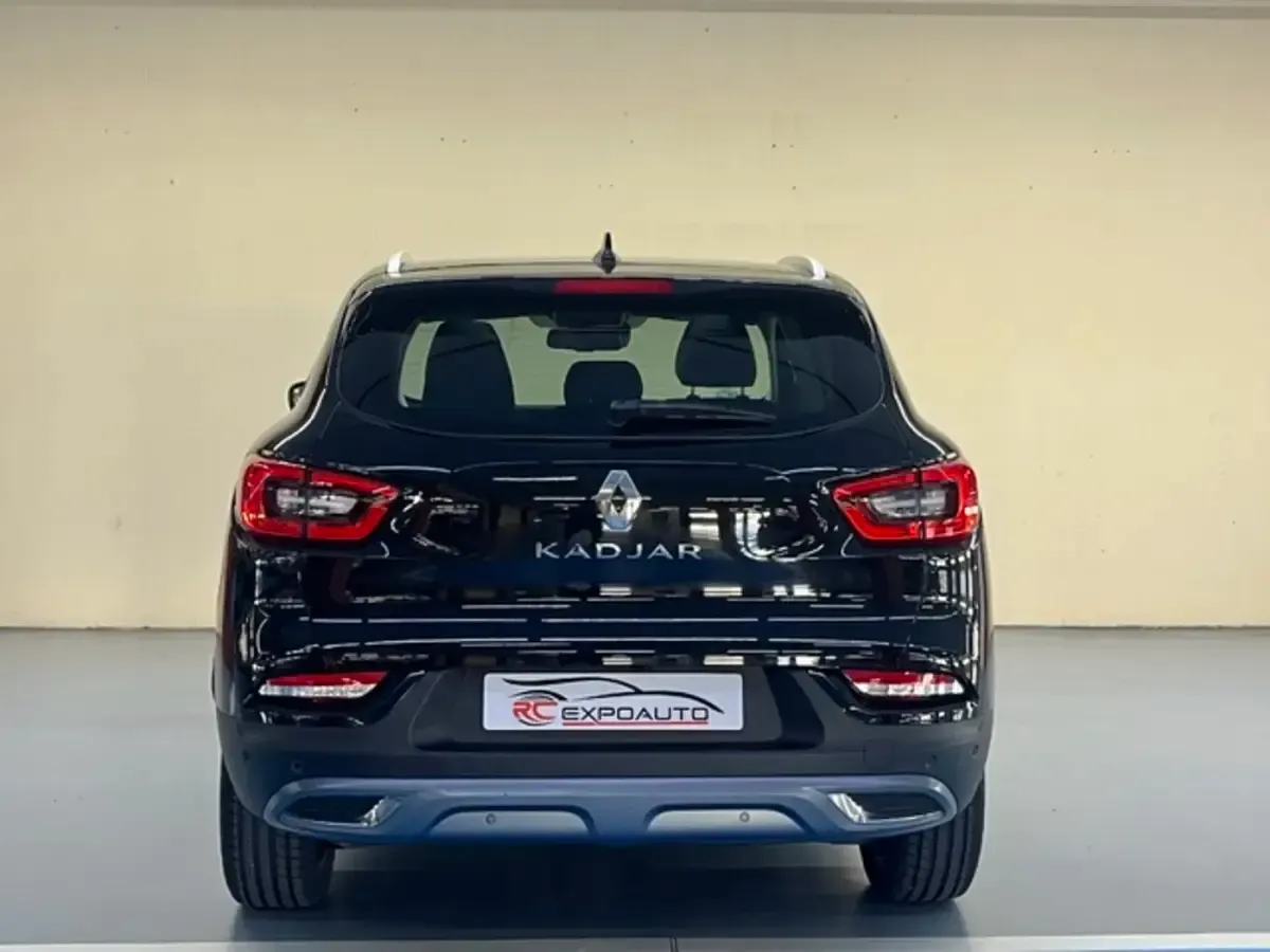 Usado Renault Kadjar Techno 140 CV (102 kW) 2022 Negro SUV