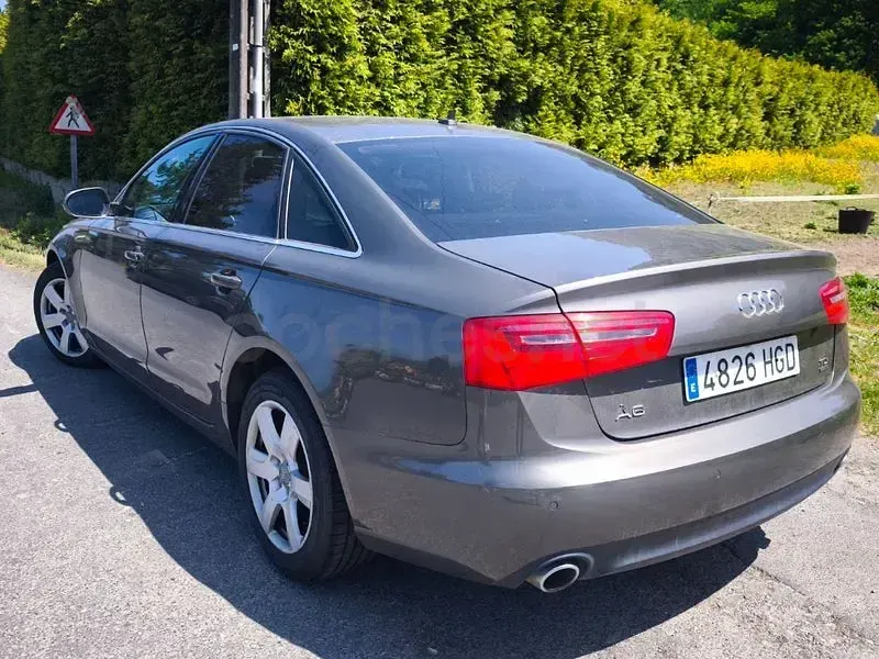Usado Audi A6 204 CV (150 kW) 2011 Beige Berlina