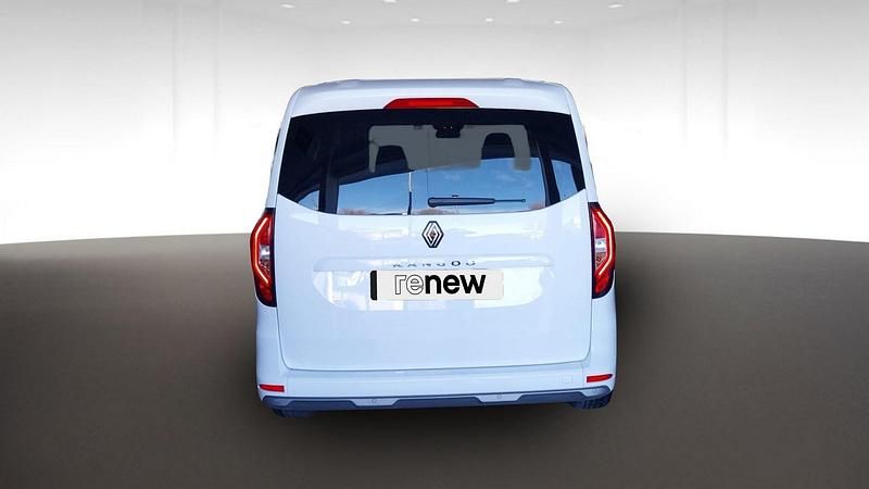 Usado Renault Kangoo 95 CV (69 kW) 2025 Blanco mineral Monovolumen