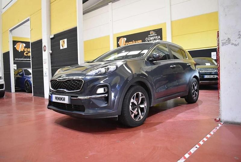 Usado Kia Sportage 136 CV (100 kW) 2021 Gris SUV