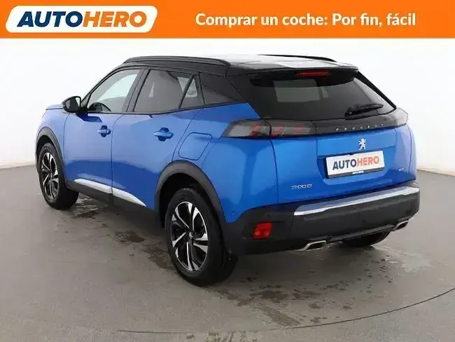 Usado Peugeot 2008 GT 155 CV (114 kW) 2021 Azul SUV