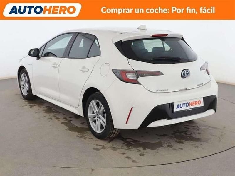 Usado Toyota Corolla Active 122 CV (89 kW) 2019 Blanco Berlina