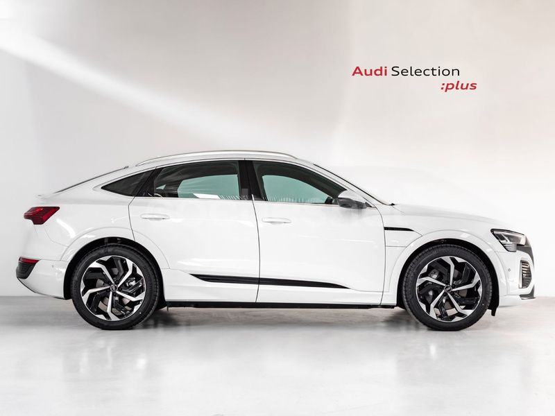 Usado Audi Q8 Sportback e-tron S-Line 2024 Eléctrico SUV