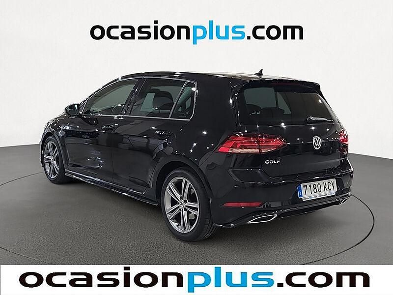 Usado VW Golf VII Sport 116 CV (85 kW) 2017 Negro Utilitario