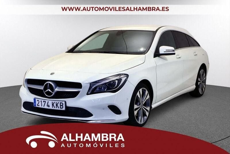 Blanco Usado 2018 Mercedes CLA220 Shooting Brake Familiar | 21.890 € (Super precio) - Imagen 1/4