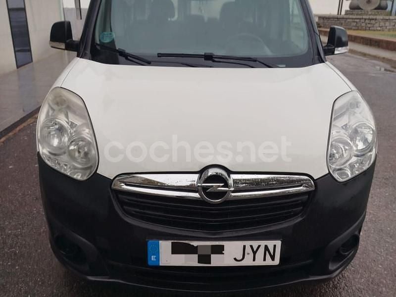 Usado Opel Combo Life Expression 100 CV (73 kW) 2018 Blanco Monovolumen