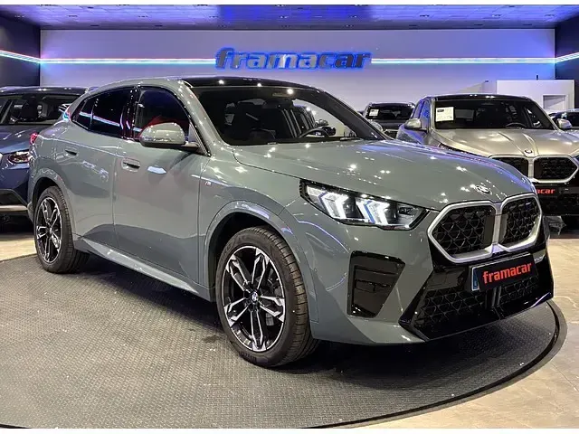 Usado BMW 120 M Sport 163 CV (119 kW) 2025 Verde Utilitario