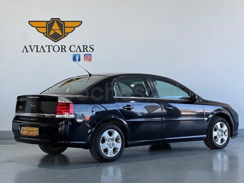 Usado Opel Vectra Essentia 140 CV (102 kW) 2006 Negro Berlina