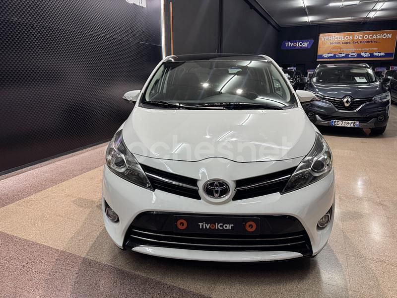 Usado Toyota Verso Comfort 112 CV (82 kW) 2015 Blanco Monovolumen