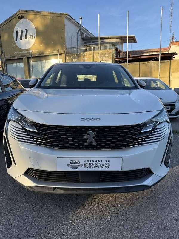Usado Peugeot 3008 Active 131 CV (96 kW) 2021 Blanco SUV