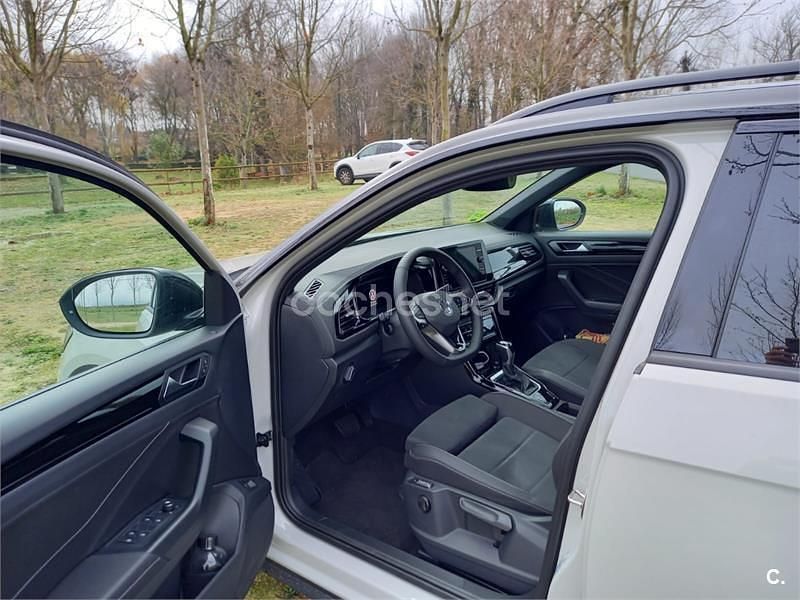 Usado VW T-Roc 150 CV (110 kW) 2025 Beige SUV