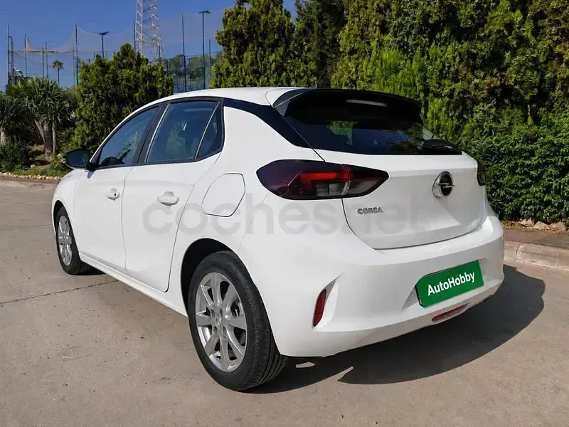 Usado Opel Corsa Edition 100 CV (73 kW) 2021 Blanco Utilitario