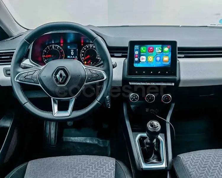 Usado Renault Clio V LIMITED 90 CV (66 kW) 2021 Gris / plata Berlina