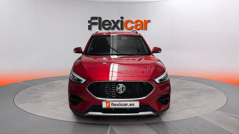 Usado MG ZS Comfort 116 CV (85 kW) 2025 Rojo SUV
