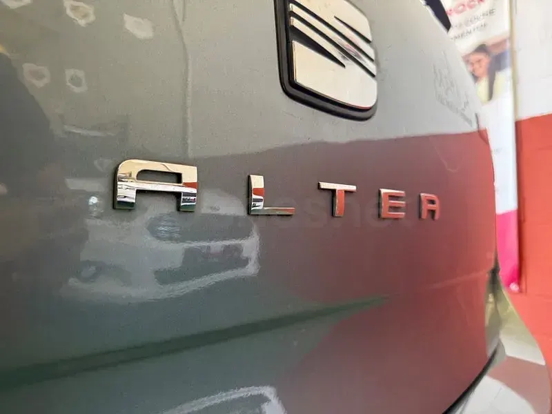 Usado Seat Altea Sport 140 CV (102 kW) 2006 Azul Monovolumen