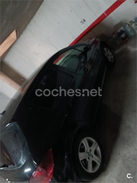 Usado Peugeot 307 136 CV (100 kW) 2005 Negro Berlina