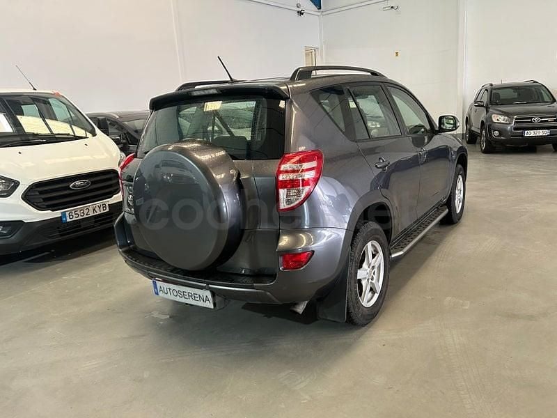 Usado Toyota RAV4 Active 150 CV (110 kW) 2010 Gris / plata SUV