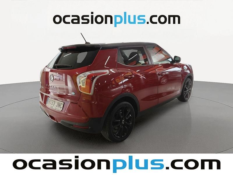 Gebraucht SsangYong Tivoli Limited 116 PS (85 kW) 2016 Rot SUV