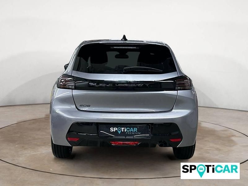 Usado Peugeot 208 Allure 100 CV (73 kW) 2025 Gris Utilitario