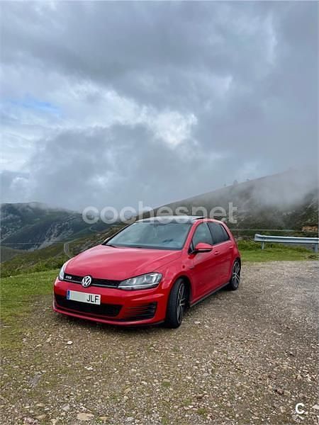 Usado VW Golf VII GTD 184 CV (135 kW) 2016 Rojo Berlina