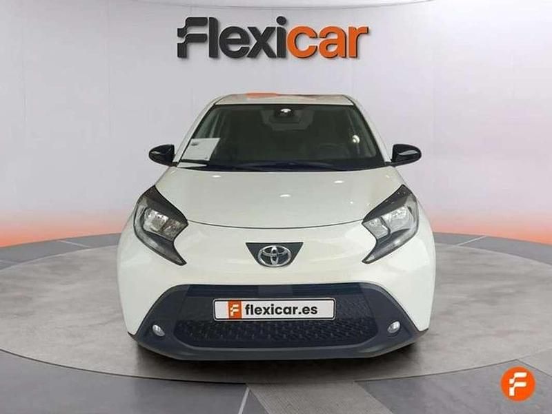 Usado Toyota Aygo X-play 69 CV (50 kW) 2024 Blanco Utilitario