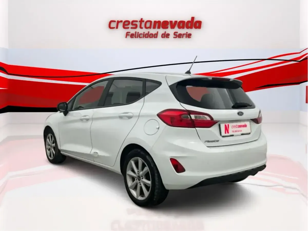 Usado Ford Fiesta Trend 101 CV (74 kW) 2021 Blanco Utilitario