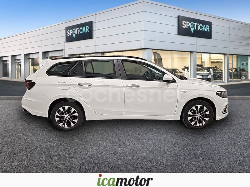 Usado Fiat Tipo City Life 130 CV (95 kW) 2023 Blanco Familiar