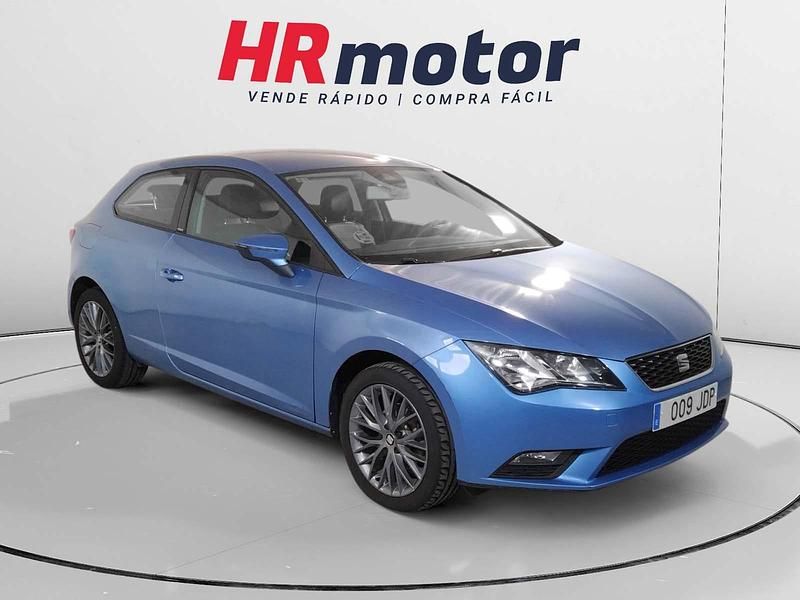 Usado Seat Leon I-Tech 106 CV (77 kW) 2015 Azul Utilitario