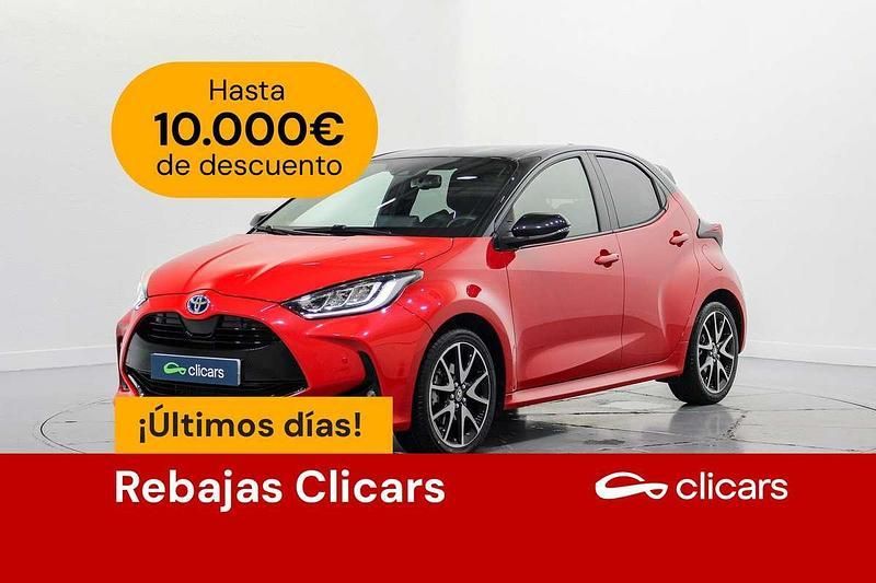 Rojo Usado 2022 Toyota Yaris Hybrid Plus Utilitario | 19.090 € (Precio justo) - Imagen 1/4